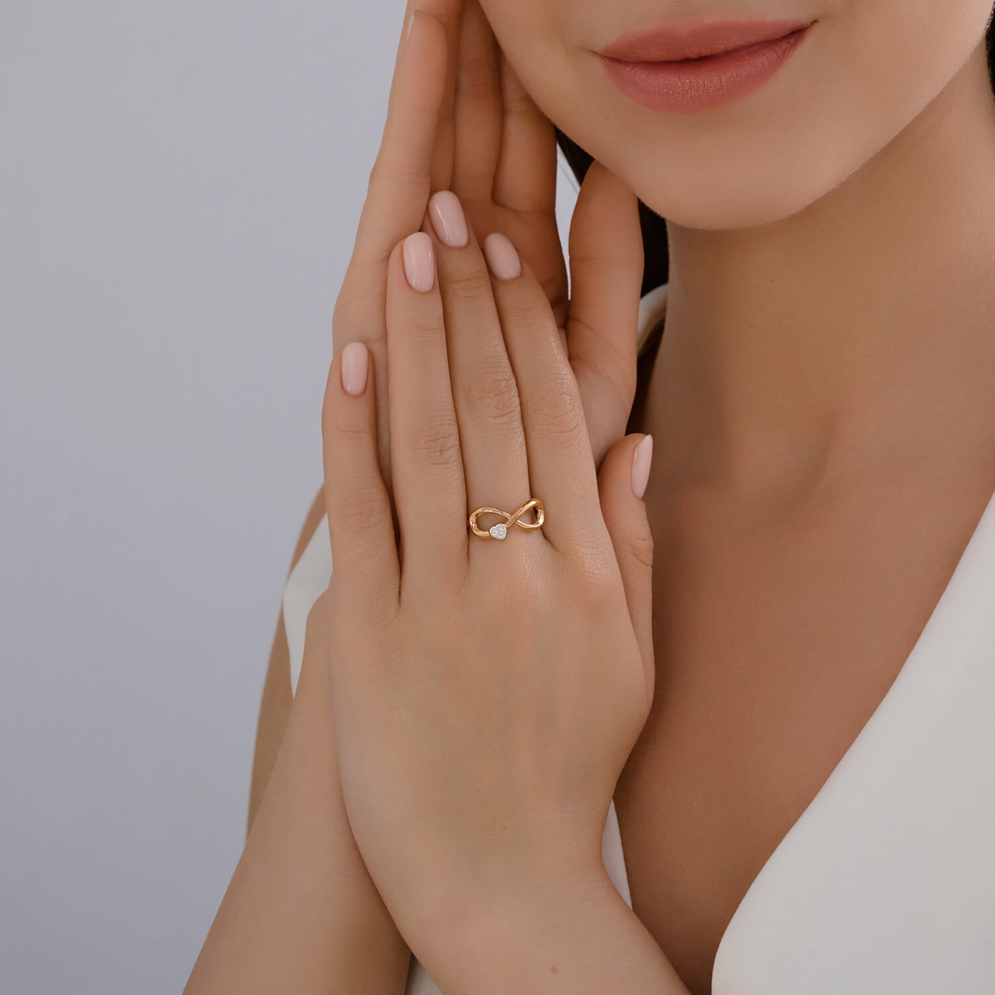 Кольцо из золота 585 пробы с фианитом SOKOLOV 51-110-02865-1 Золото 585 пр.