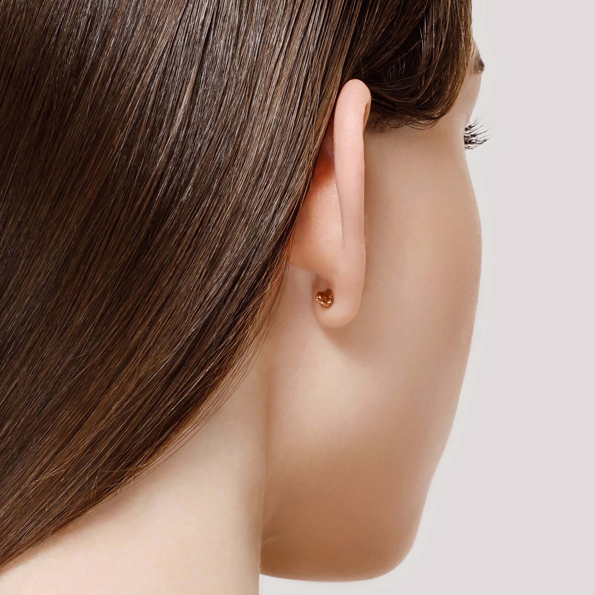 Серьги из золота 585 пробы с фианитом SOKOLOV 028774 