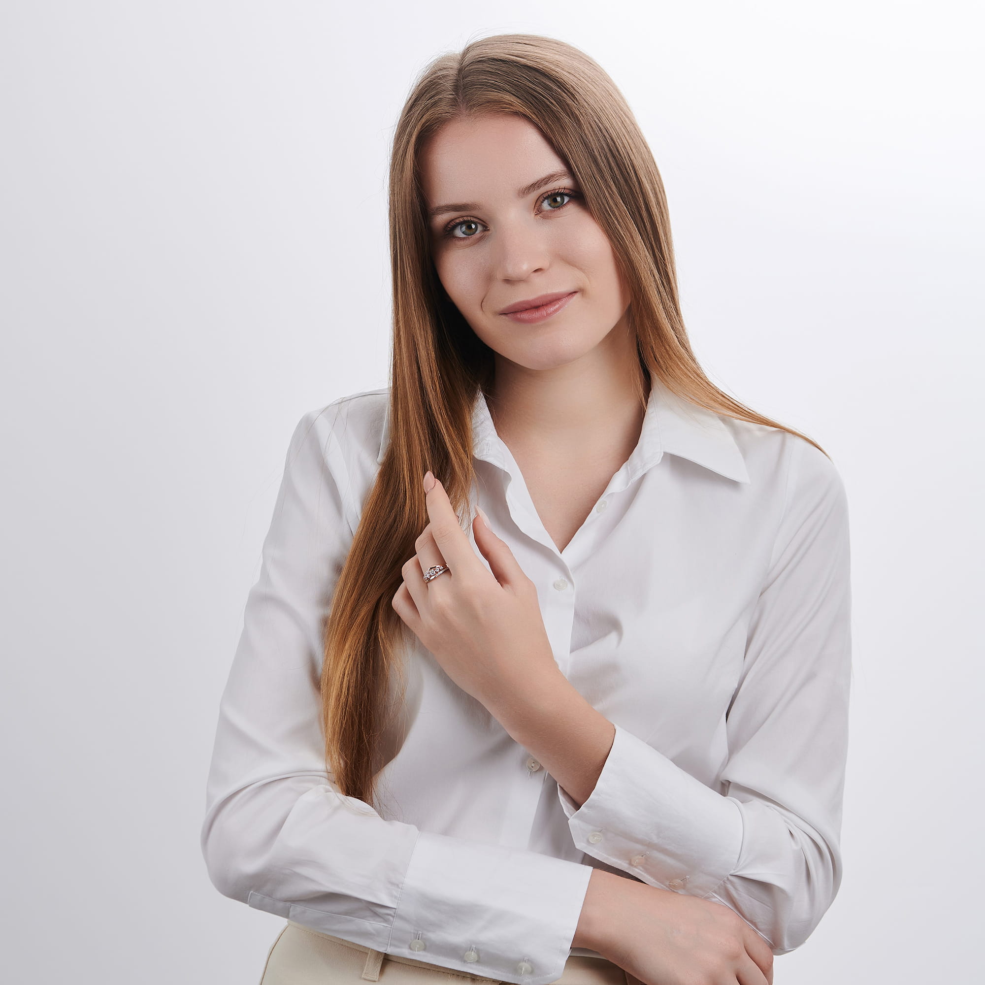 Кольцо из золота 585 пробы с фианитом ГОЛДЕН ГЛОБ КольцоКЛ-35/20,0/бцФ/з585 Золото 585 пр.