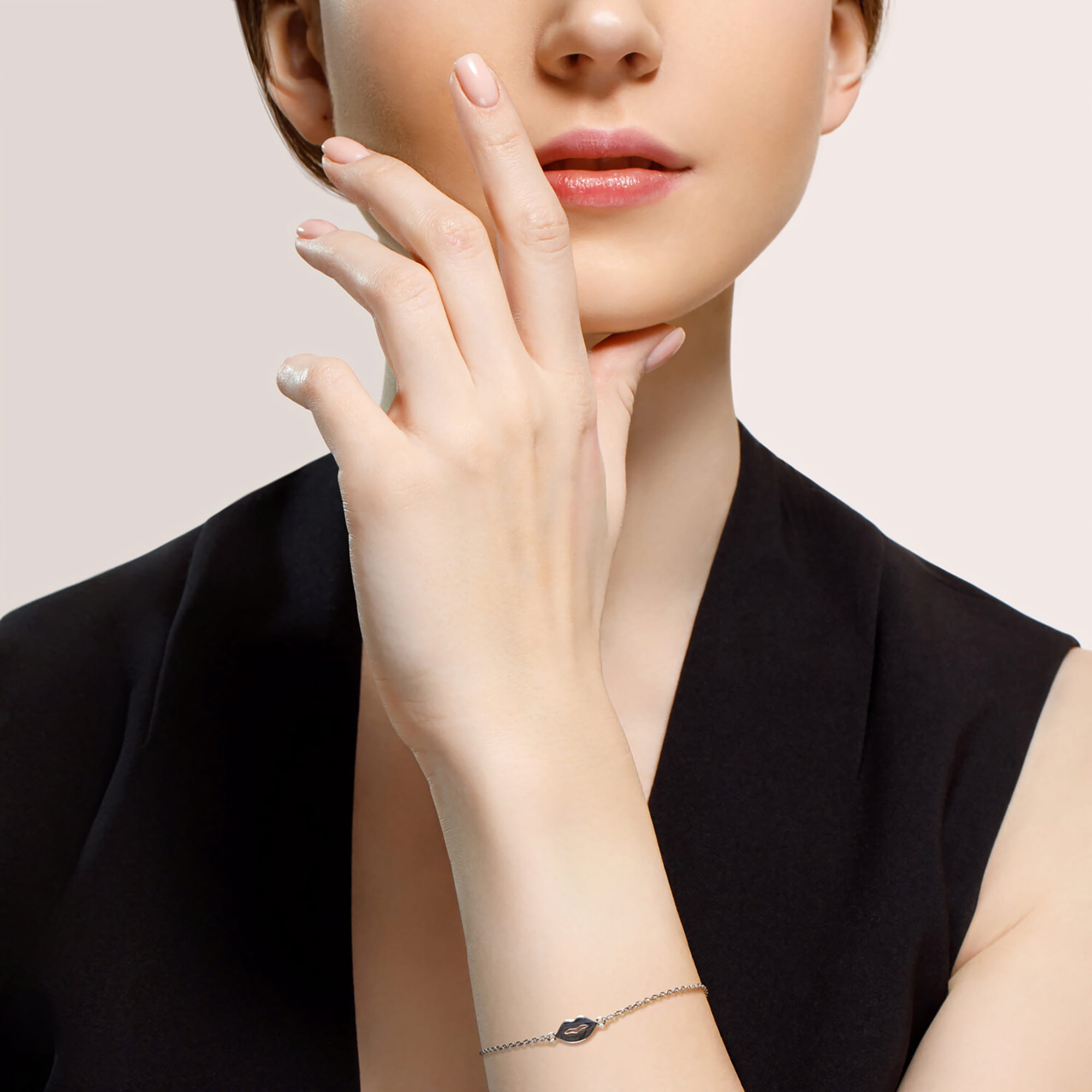 Браслет из серебра 925 пробы SOKOLOV 94050668 Серебро 925 пр.