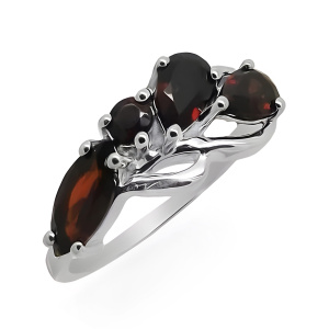 Кольцо из серебра 925 пробы с гранатом EVORA 635160