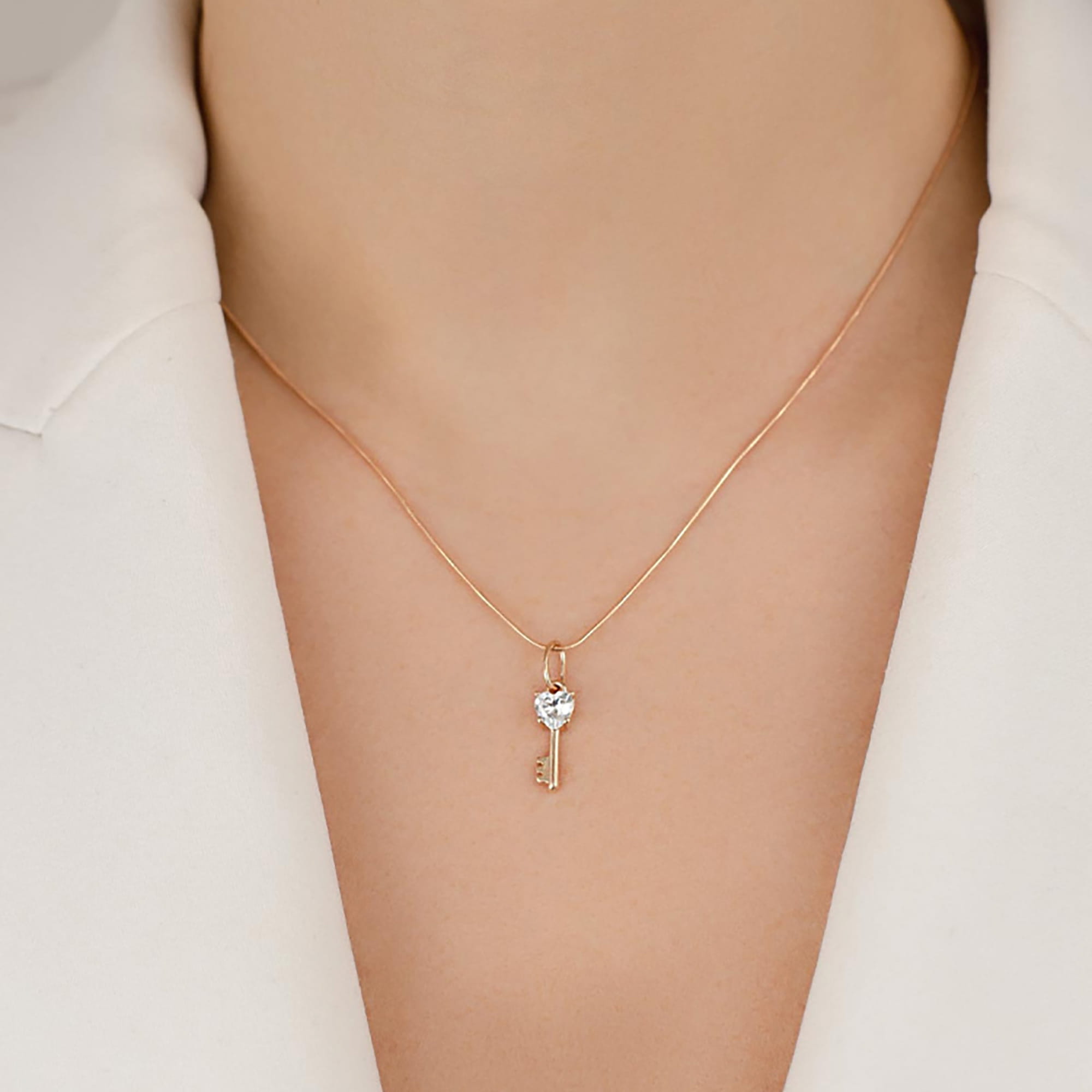 Кулон из золота 585 пробы с фианитом ATOLL 50043 Золото 585 пр.