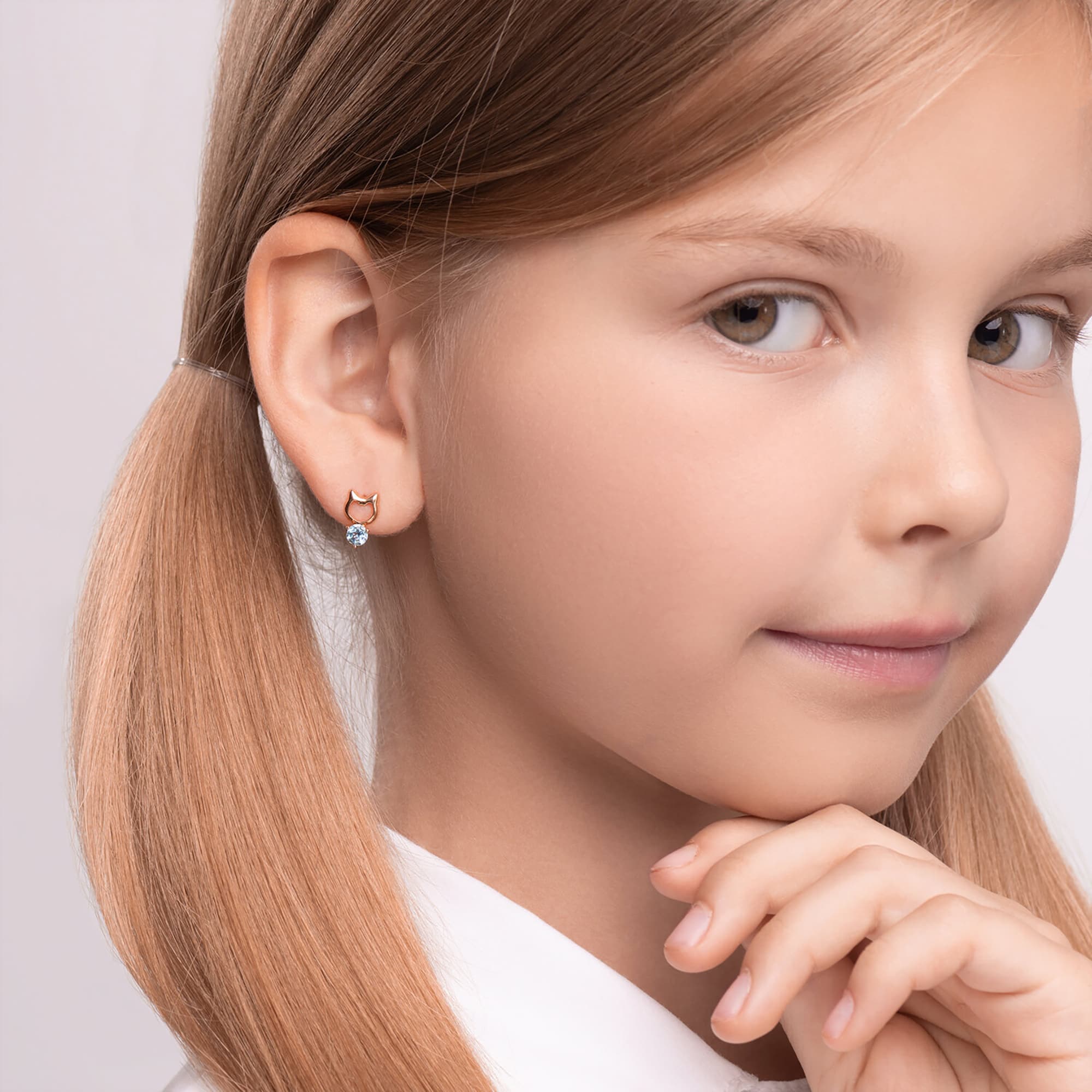 Серьги из золота 585 пробы с топазом SOKOLOV 726948 Золото 585 пр.