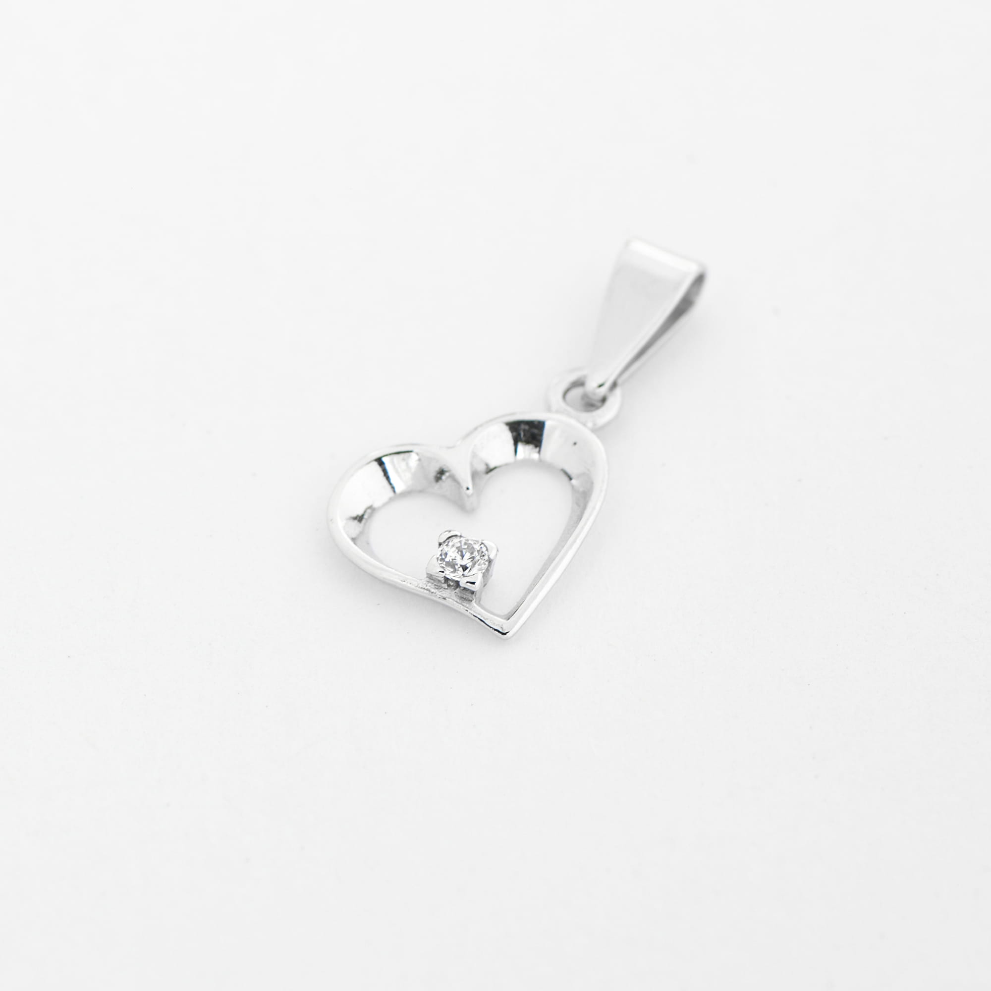 Кулон из серебра 925 пробы с фианитом АЛЬФА-КАРАТ 2131605/9 Серебро 925 пр.