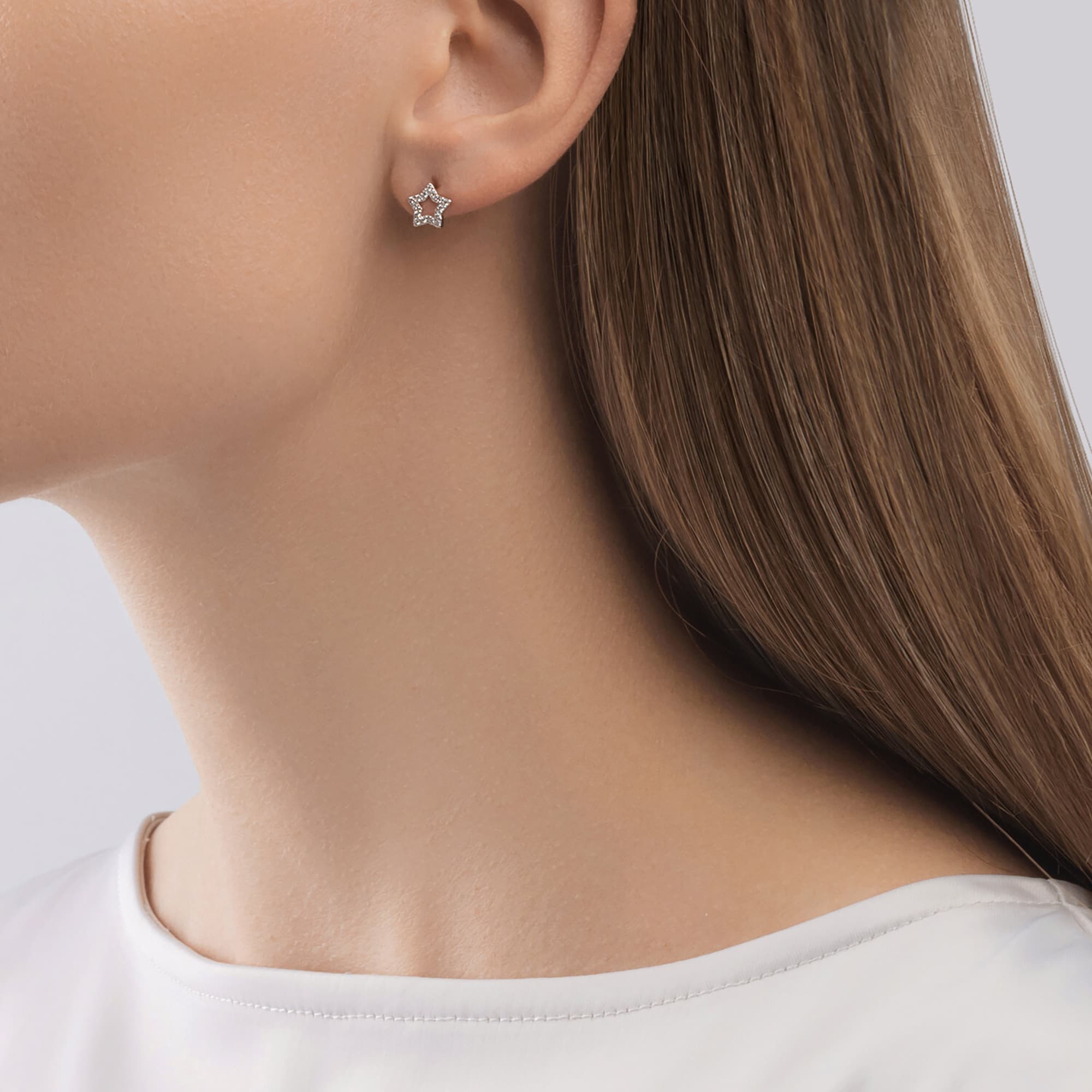 Серьги из золота 585 пробы с фианитом SOKOLOV 029930 